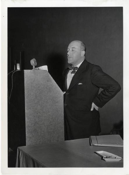 ¿Quién fue Ernesto Rogers? y ¿Qué pensaba sobre la arquitectura? y ¿Cómo influyó en lo que antes yo consideraba lo que significaba la arquitectura y como lo cambió?